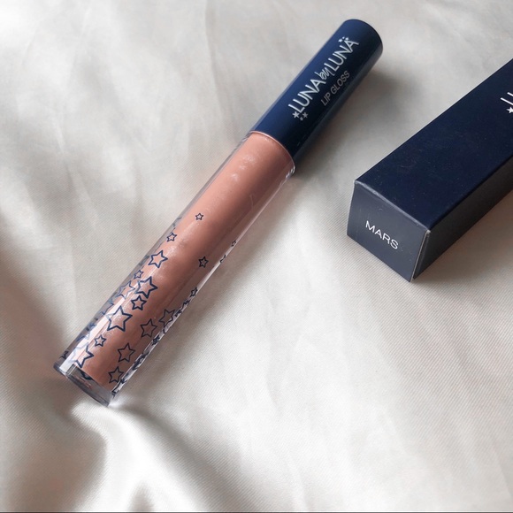 Nude Lip Gloss💭 - Picture 2 of 2